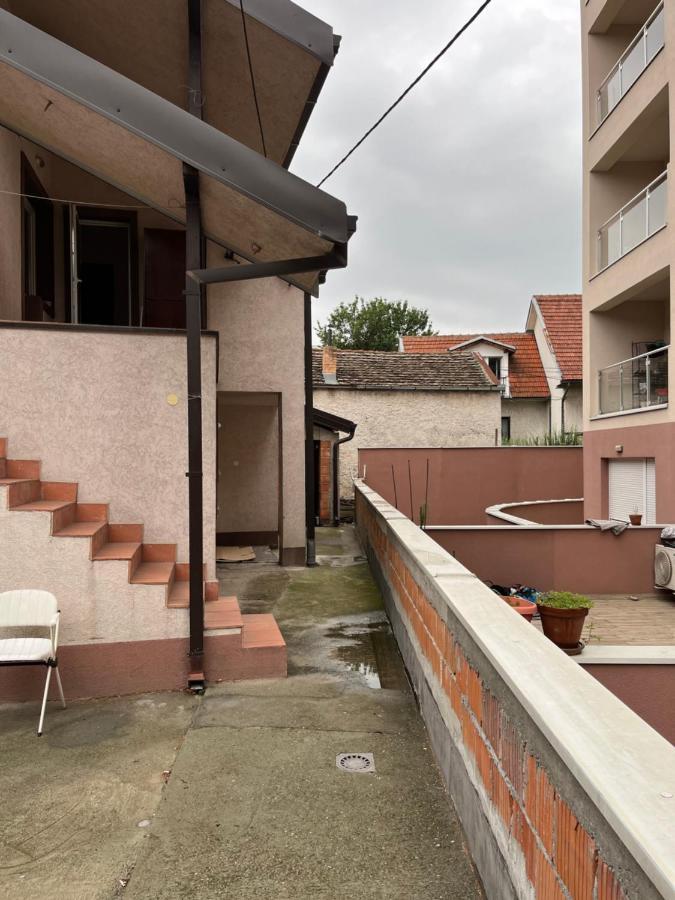 中华楼 - Belgrad Dış mekan fotoğraf